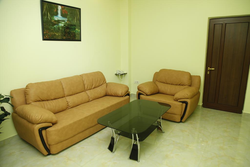Best Hotel Ереван Экстерьер фото