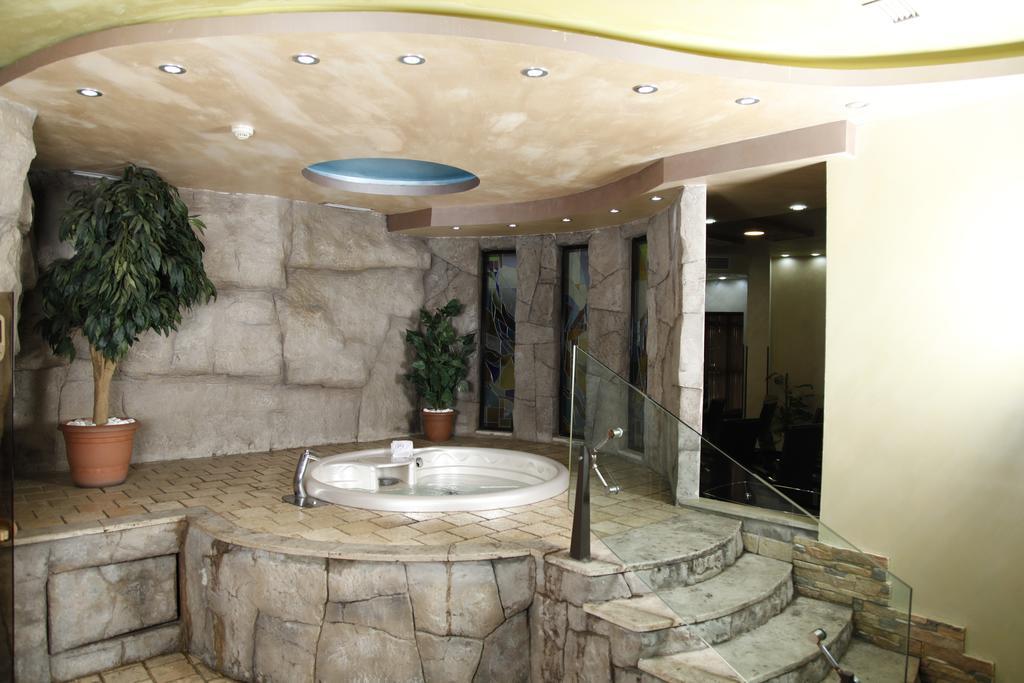 Best Hotel Ереван Экстерьер фото